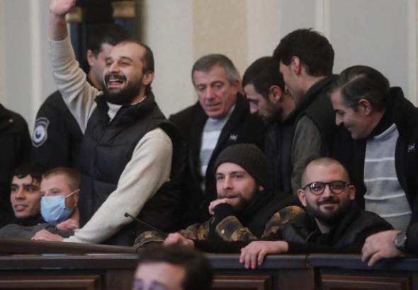 თბილისის საქალაქო სასამართლოში აქციებზე დაკავებული 11 პირის საქმე განიხილება 