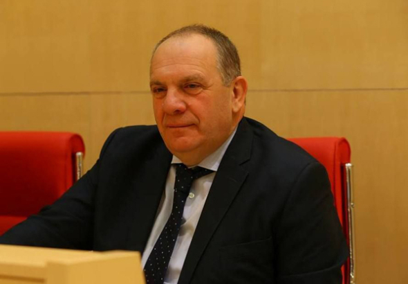 პარლამენტმა გივი ჭიჭინაძის  დეპუტატად ცნობას მხარი დაუჭირა