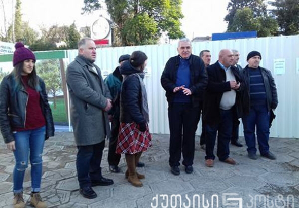 ქუთაისში "მაკდონალდსის" მშენებლობა აქციით გააპროტესტეს