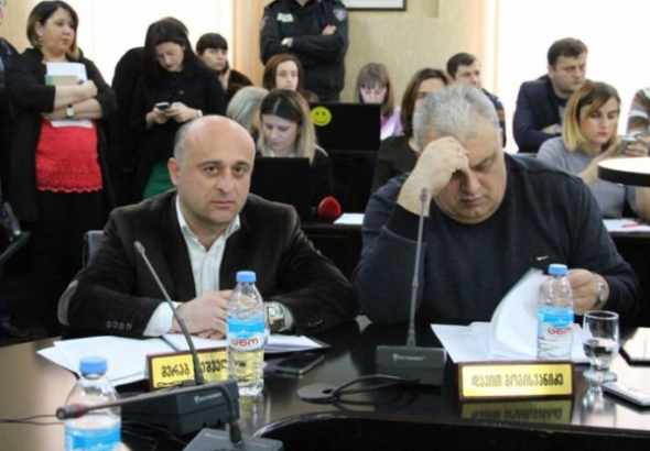 „მერის სარეზერვო ფონდის ხარჯვა ეჭვებს იწვევს“ - საკრებულოს ოპოზიცია