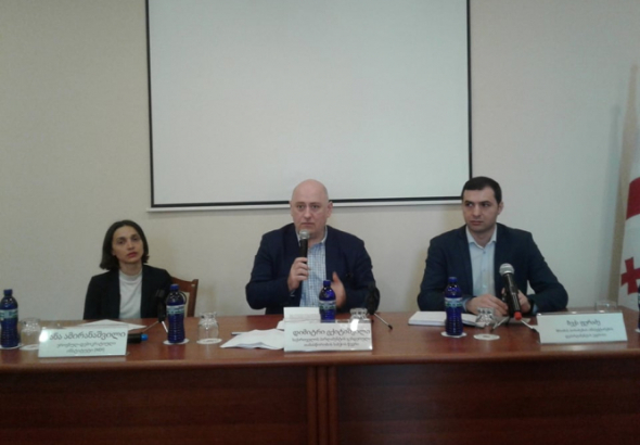„მეწარმემ შრომის  ინსპექტორში დამყაჩაღებელი არ უნდა დაინახოს“- კანონის განხილვა ქუთაისში