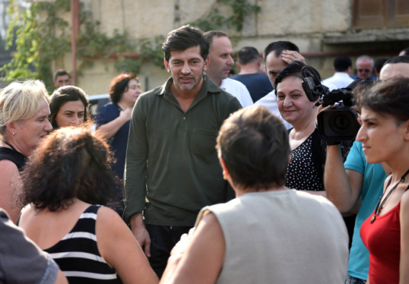 კახა კალაძე: „საკუთრების დაკანონების პრობლემა, რომელიც დღეს ძალიან ბევრ ადამიანს აწუხებს, იქნება მოგვარებული“ (R)