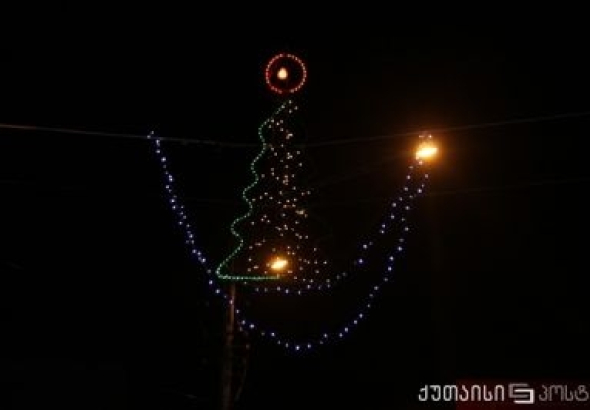 2015 წლის კულტურული ამინდი ქუთაისში და საახალწლო გარეგანათება როგორც „აქცია“