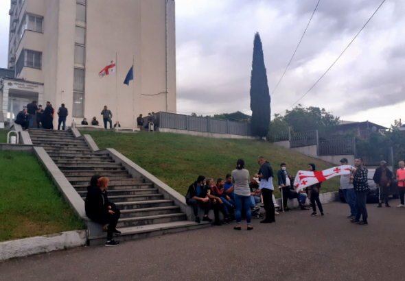  ქუთაისის საქალაქო სასამართლოში  რიონის ხეობაში დაკავებული აქტივისტის პროცესი მიმდინარეობს