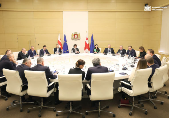 ირაკლი კობახიძე საწვავის მსხვილი კომპანიების წარმომადგენლებს შეხვდა