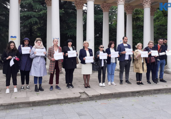 "ნელ-ნელა ვემსგავსებით პუტინის რუსეთს" - ქუთაისში ნიკა გვარამიას სოლიდარობა გამოუცხადეს