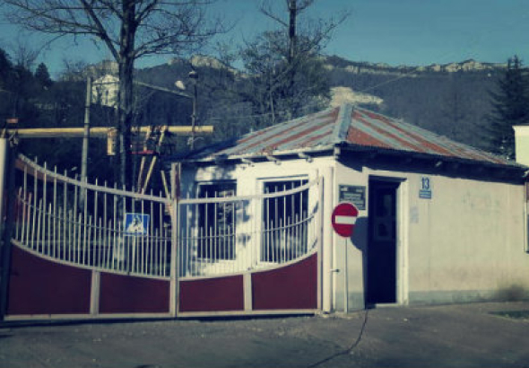 "კონკრეტული პასუხები ვერ მივიღეთ" – მეშახტეები დეპუტატთან შეხვედრაზე 