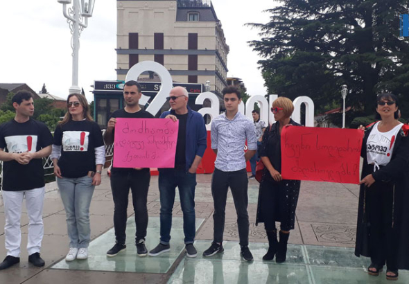 ჭიათურაში გაფიცულ მუშებს ქუთაისში სოლიდარობა გამოუცხადეს