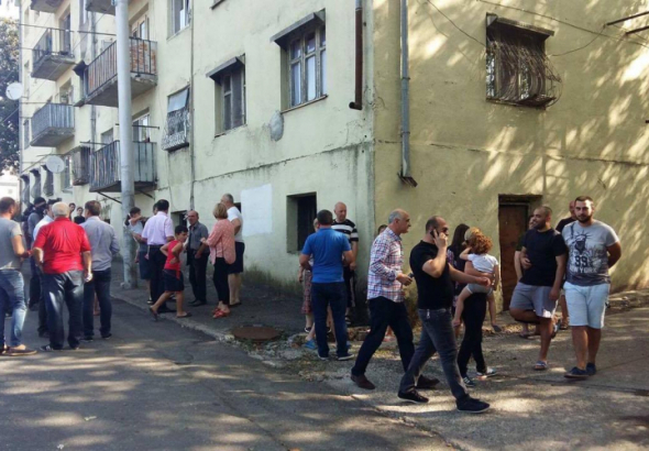 ქუთაისში, თამარ მეფის ქუჩის მცხოვრებლებმა წყლის მიწოდების მოთხოვნით გზა გადაკეტეს
