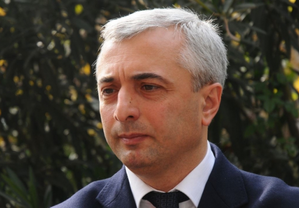 კობა ნარჩემაშვილი მოქალაქეებს თავის ბიუროში ვერ იღებს