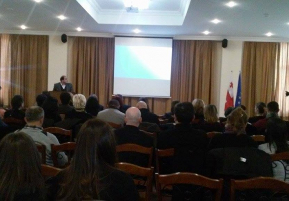 ქუთაისის მერის დაწუნებული პრეზენტაცია ადმინისტრაციულმა სამსახურმა წარადგინა