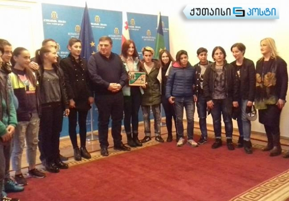 გოგონათა გუნდს "მართვე" საქართველოს ჩემპიონობა ქუთაისის მერმა მიულოცა