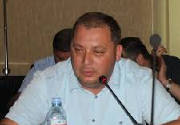 საკრებულოს ყოფილი დეპუტატი პატიმრობიდან ვადაზე ადრე გაათავისუფლეს
