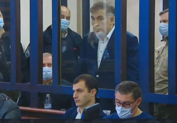 "ჩვენ ვართ ქვეყანა, რომელსაც დღეს ერთი ელჩი წამოარტყამს ხელს და ხვალ მეორე“ - სააკაშვილი