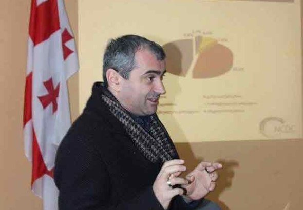 "ნებისმიერ მსურველს შეუძლია სკრინინგში მონაწილეობის მიღება“ - მრგვალი მაგიდა ქუთაისში