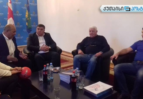 ქუთაისში ხელბურთის ეროვნული და საერთაშორისო ფედერაციების წარმომადგენლები იმყოფებიან 