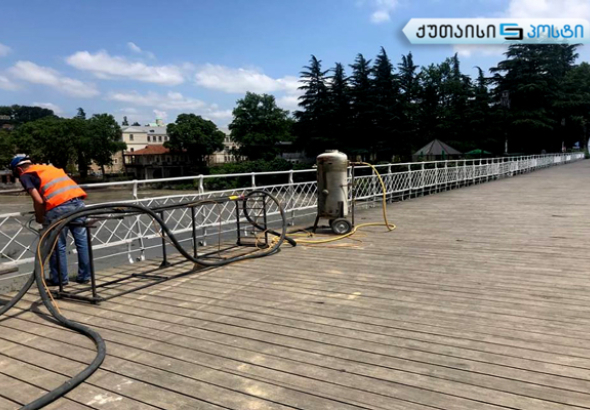 თეთრი ხიდის რეკონსტრუქცია  დაიწყო (ფოტო)