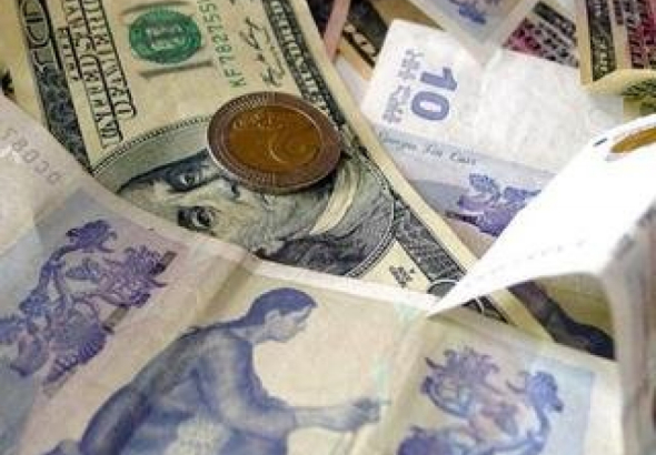  ეროვნული ვალუტის კურსი დოლართან მიმართებაში მცირედით გამყარდა