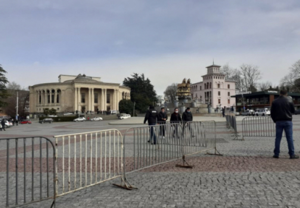 ქუთაისის ცენტრალური მოედანი ორი დღით გადაიკეტა  - ნახეთ რა მიმართულებით იმოძრავებს ტრანსპორტი 