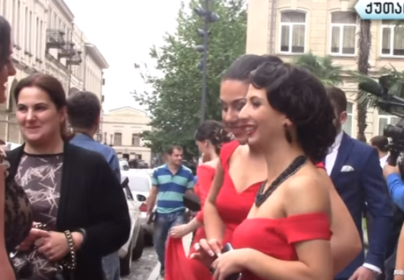 საბანკეტო წვეულების სტილი ქუთაისში (ვიდეო)