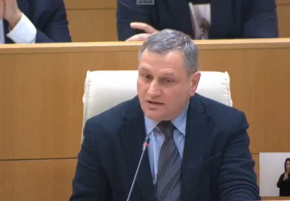 „დაწესდეს ინდივიდუალური სანქციები მათთვის, ვინც ხელს მოაწერს ამ ანტიეროვნულ კანონს“