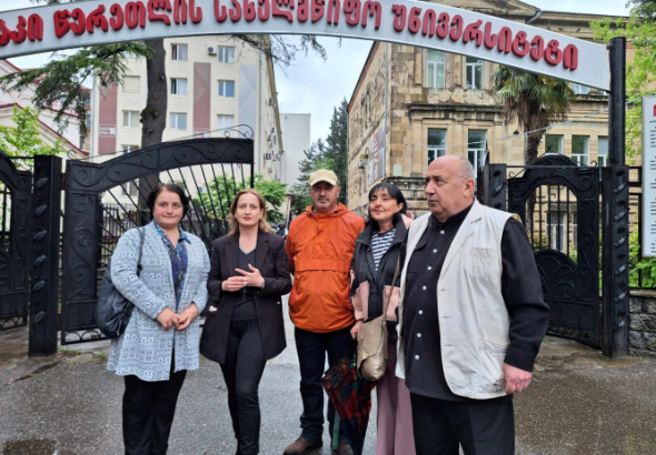 "მხარს ვუჭერთ და გამოვხატავთ სოლიდარობას" - აწსუს ლექტორები გაფიცულ სტუდენტებს  