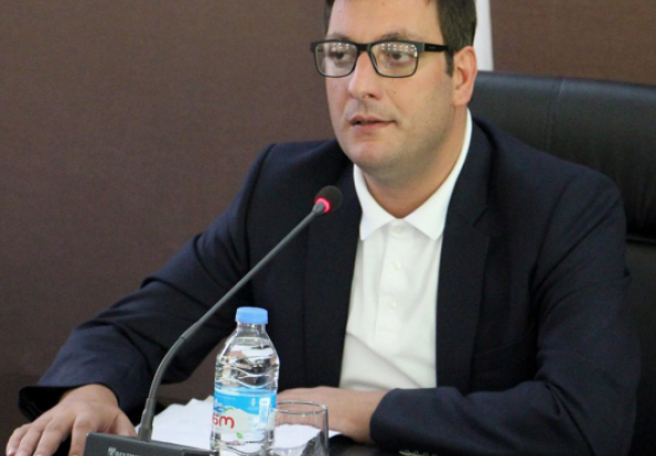 „ყველა მეთოდით ცდილობენ პროვოკაციების მოწყობას“ - საკრებულოს პასუხი ნაცემ დეპუტატს