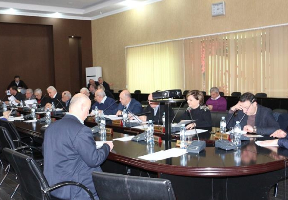 დავტოვებთ ბავშვებს წრეების გარეშე - ქუთაისის საკრებულოს წევრები ააიპ-ებში სწავლის საფასურის შემოღებაზე