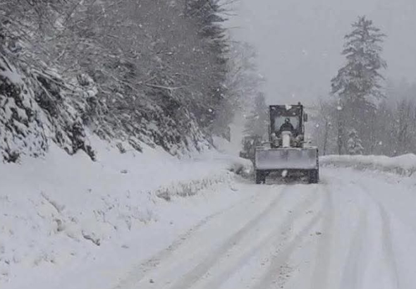 თოვის გამო, ქუთაისი-წყალტუბო-ცაგერი-ლენტეხი-ლასდილის გზის მონაკვეთზე შეზღუდვებია