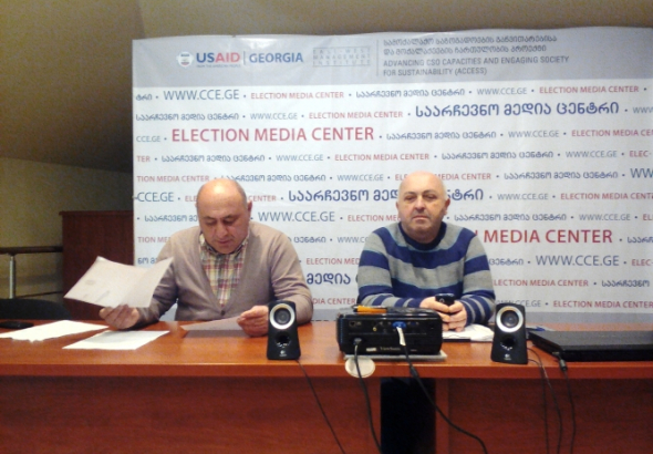გოგი წულაია ქუთაისის  საკრებულოს დეპუტატისთვის ხელფასის შეწყვეტას ითხოვს