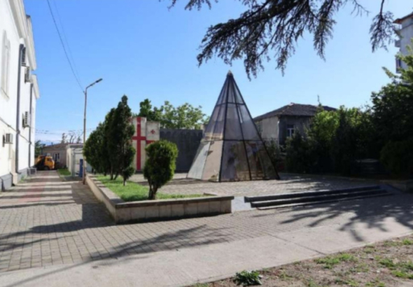 ქუთაისის მერია 8 აგვისტოს მემორიალის რეაბილიტაციისთვის ტენდერს მეორედ აცხადებს