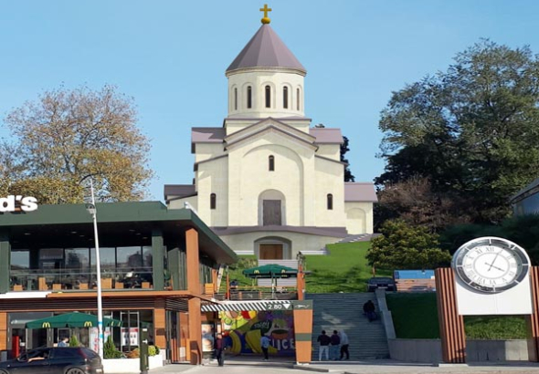 როგორი იქნება ჯვარგუმბათოვანი ეკლესია ქუთაისის ცენტრალურ მოედანზე (ფოტო)