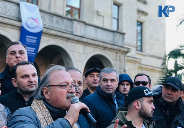 "ჩავსვამთ ხელისუფლებას ქუთაისის აეროპორტში და გავუშვებთ აქედან" - გრიგოლ ვაშაძე