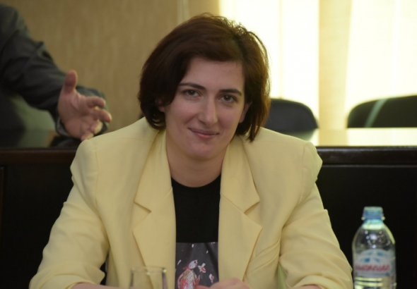 ქუთაისის მერის მოადგილე თანამდებობას ტოვებს