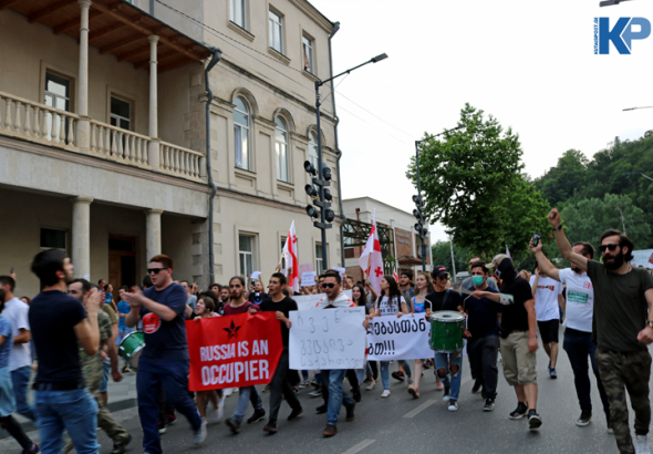 ქუთაისში საპროტესტო აქცია დღეს, 19 საათზე განახლდება