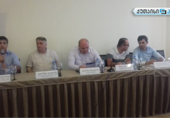 „სპორტის მასწავლებლების 60% არაკვალიფიციურია“- კანონპროექტის განხილვა ქუთაისში