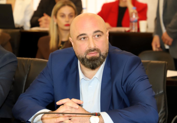 ქუთაისის საკრებულოს თავმჯდომარედ ქალაქის ყოფილი მერი აირჩიეს 