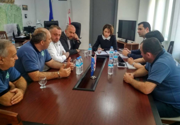 ჯანდაცვის მინისტრი ჭიათურაში შრომის ინსპექტორებს ხვდება