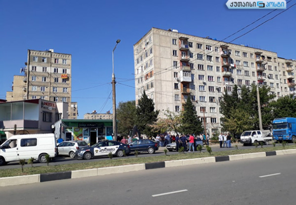 ქუთაისში, ნიკეას ქუჩის მცხოვრებლები შესაძლო ახალ მშენებლობას აპროტესტებენ