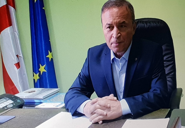 "წყალტუბოს საკრებულოს თავმჯდომარემ  ქრთამი ირანელი მოქალაქისგან აიღო"