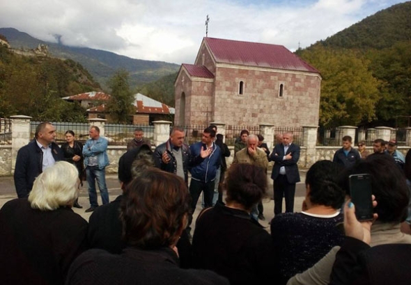 გოჩა ენუქიძე რაჭაში, ლეჩხუმსა და სვანეთში მოსახლეობას შეხვდა (R)