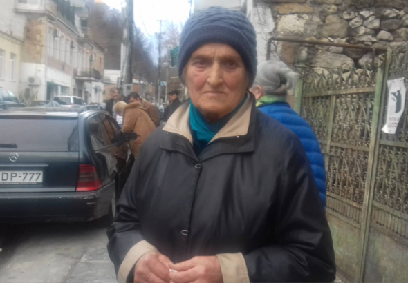 ქუთაისში საარჩევნო უბანზე მისულ ამომრჩეველს ხმა მიცემული დახვდა