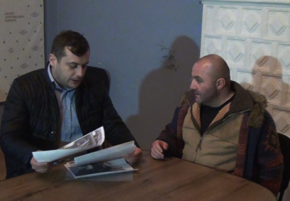 „ავტომობილი გაჩხრიკეს, დაშალეს და დამიტოვეს“,- რა მოხდა სარფის საბაჟოზე (ფოტო)