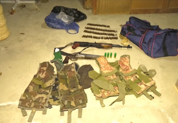 იმერეთის პოლიციამ ცეცხლსასროლი იარაღი ამოიღო - დაკავებულია ერთი პირი