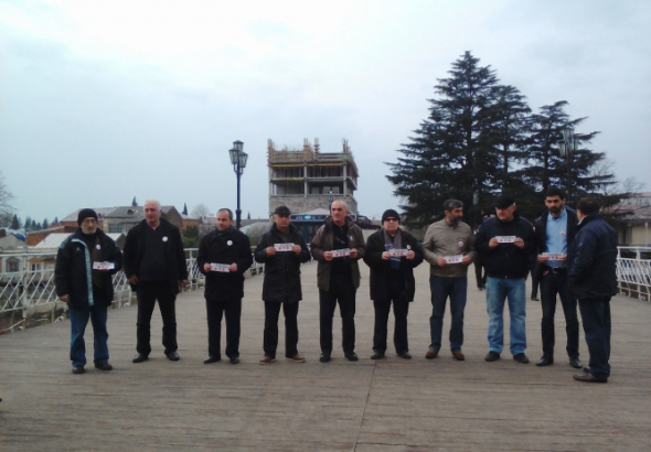 "არა ოკუპაციას" –არასამთავრობო ორგანიზაციის პროტესტი  თეთრ ხიდზე