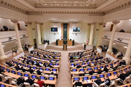 "ოცნებამ" რუსული კანონი დაარეგისტრირა - განხილვა 15 აპრილიდან დაიწყება