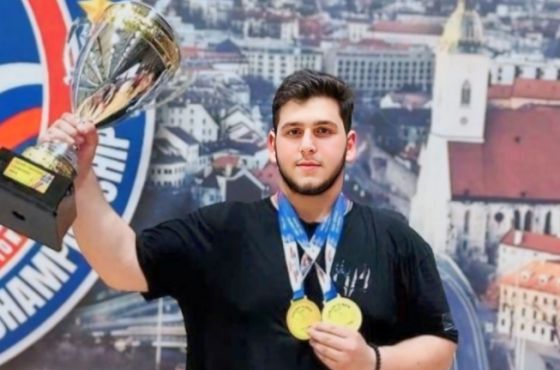 ზესტაფონელი ბექა ბოგვერაძე მკლავჭიდში მსოფლიო ჩემპიონი გახდა