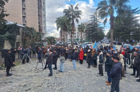 "გამოგვიყვანა ქვეყანაში დამკვიდრებულმა უსამართლობამ" - ქუთაისში აქცია "სიმართლეს ვერ აგვიკრძალავენ" გაიმართა