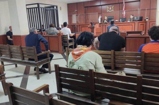 არასრულწლოვნის  მიმართ მუქარის საქმეზე ბრალდებულს წინასწარი პატიმრობა შეეფარდა