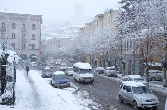 დიდთოვლოვის გამო, იმერეთში 20 000 -მდე აბონენტი ელექტროენერგიის გარეშეა დარჩენილი